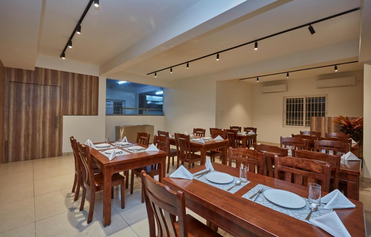 The Continentti Whitefield Hotel Bangalore Buitenkant foto